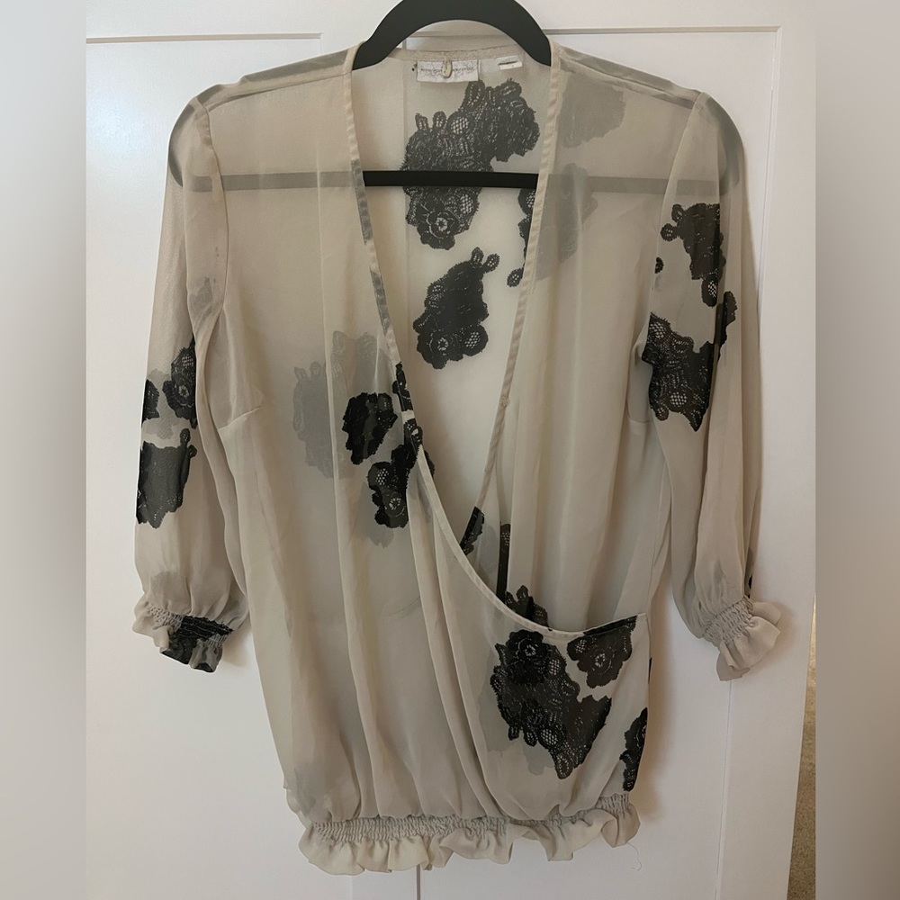Women’s European blouse